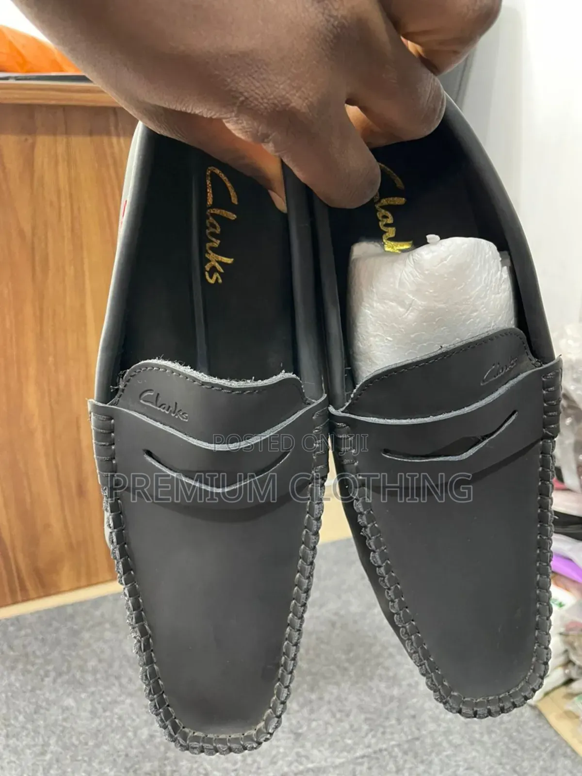 High Quality Leather Men's Shoe Available