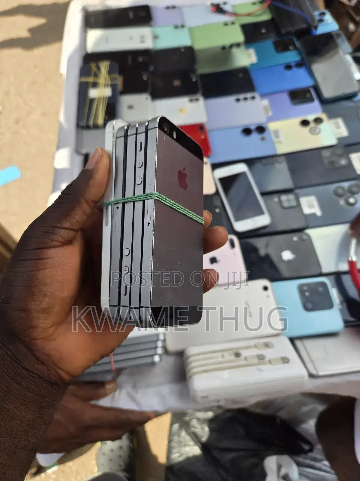 Apple iPhone 5s 16 GB Gray