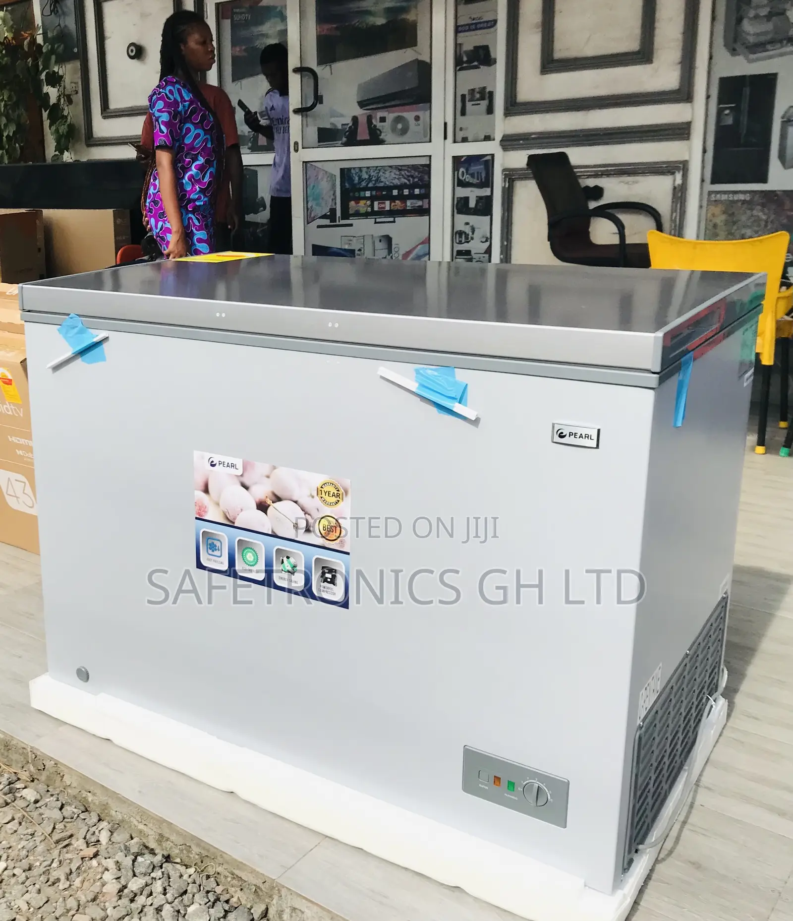 Reliable and Quality PCF-380 Gray 316 Liters Pearl Freezer