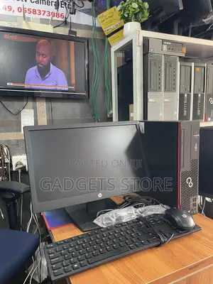 Desktop Computer Fujitsu Esprimo P757/E85+ 8GB Intel Core I5 SSD 500GB