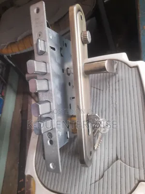Pacco Door Lock