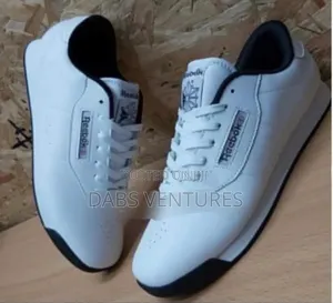 High Quality Reebok Sneakers