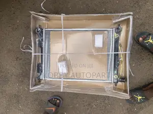 Hyundai Accent Radiator Water Tank 2011 2012 2013 2014