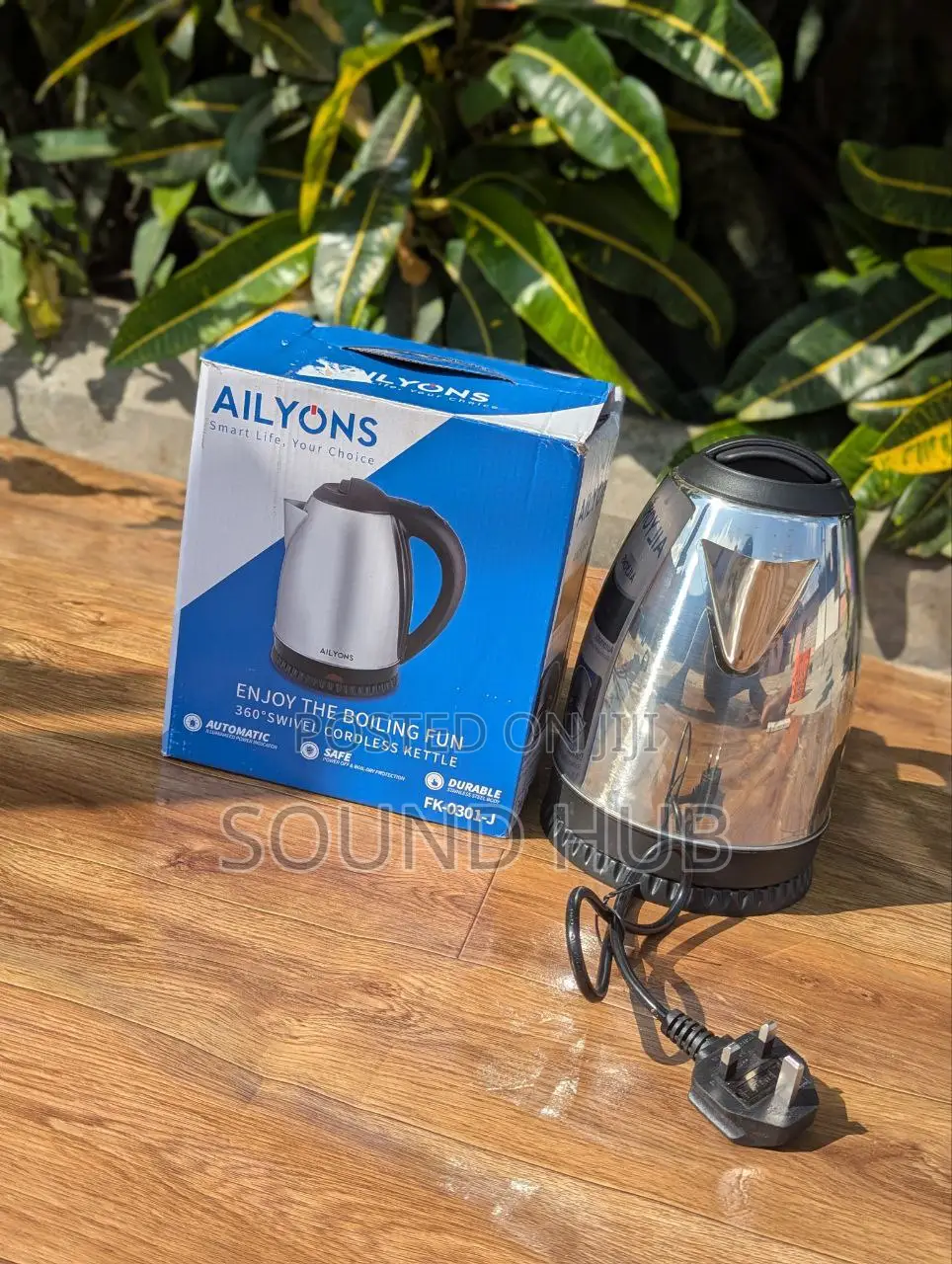 AILYONS Stainless Steel 1.8L Electric Kettle - Silve