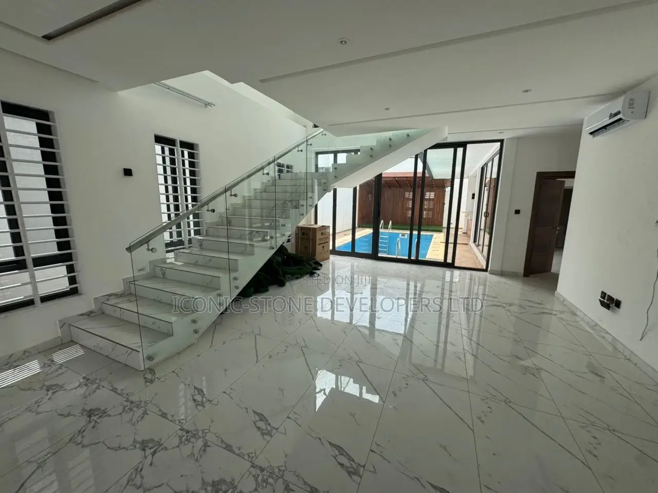 4bdrm House in Adenta for sale
