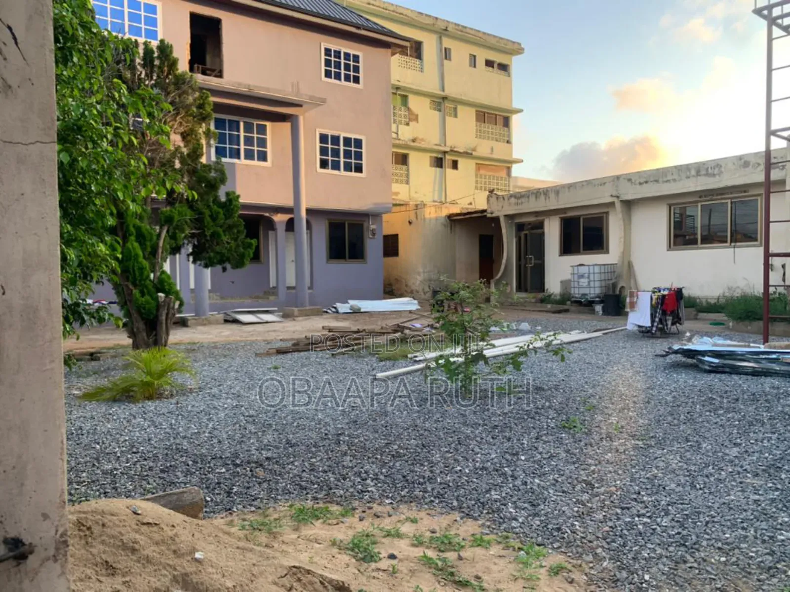 6bdrm Apartment in Achimota, Mile 7 for sale