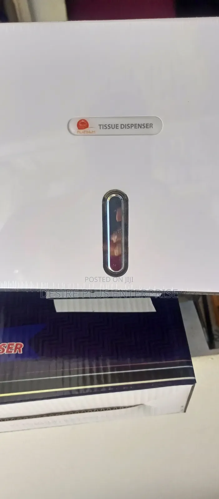 Hand Tissue Dispenser Holder