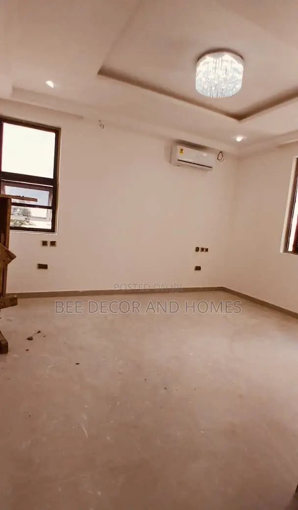 4bdrm Mansion in Bee Decor & Homes, East Legon for sale