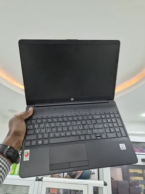 Laptop HP 15 4GB Intel Core I3 HDD 1T