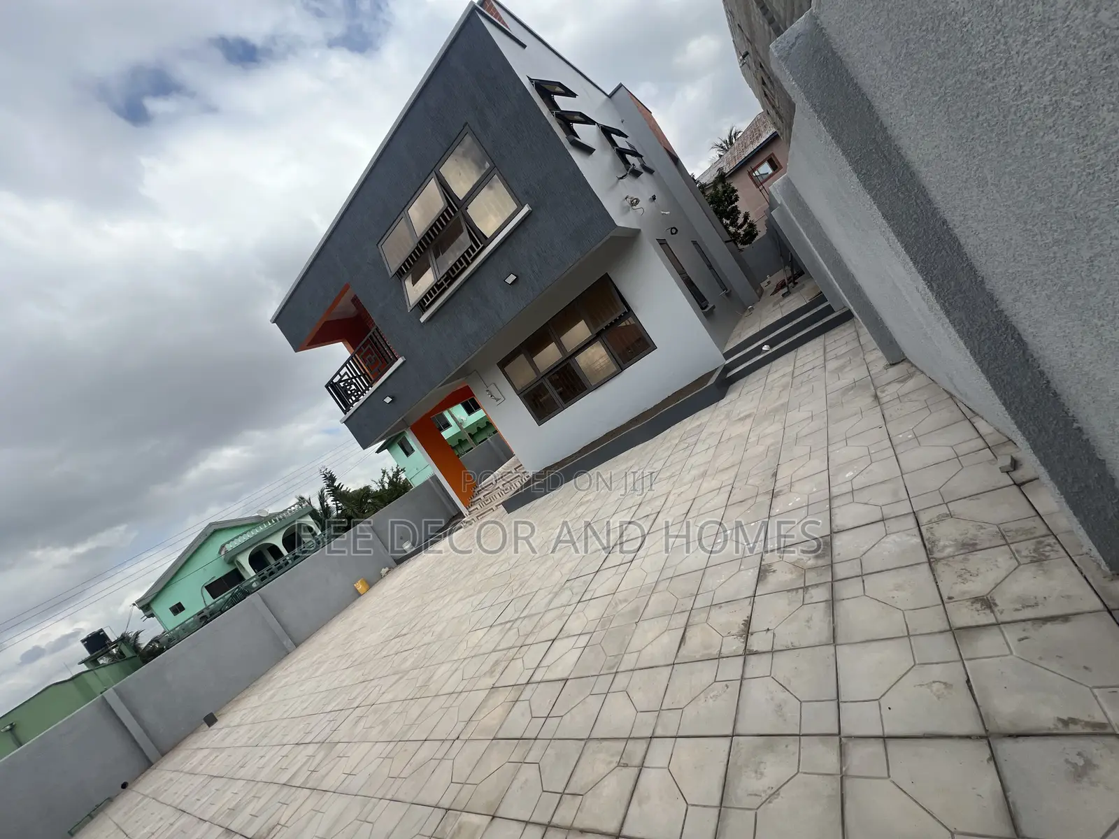 4bdrm House in Bee Decor & Homes, North Legon for sale