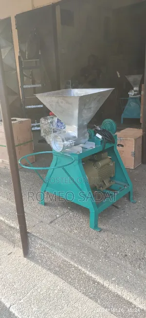FUFU Machine With Electric Motor and Petrol Engine Complete
