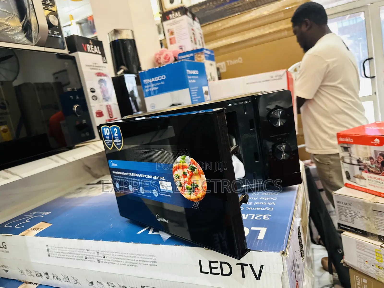 20L — Microwave Oven Midea Black —- 