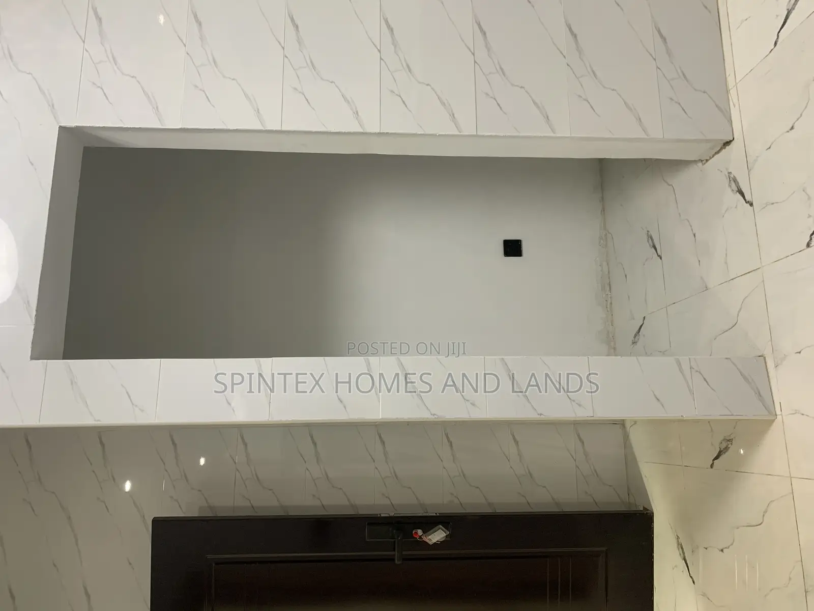 3bdrm House in Coastal, Spintex for sale