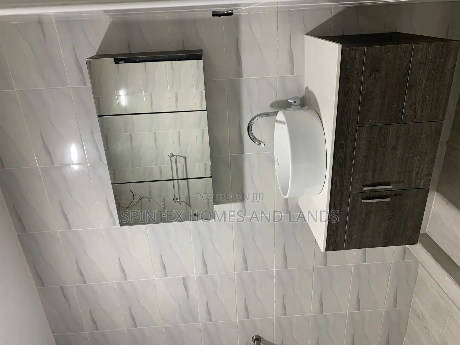 3bdrm House in Coastal, Spintex for sale