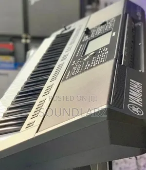 Yamaha Psr- Sx900 Keyboard