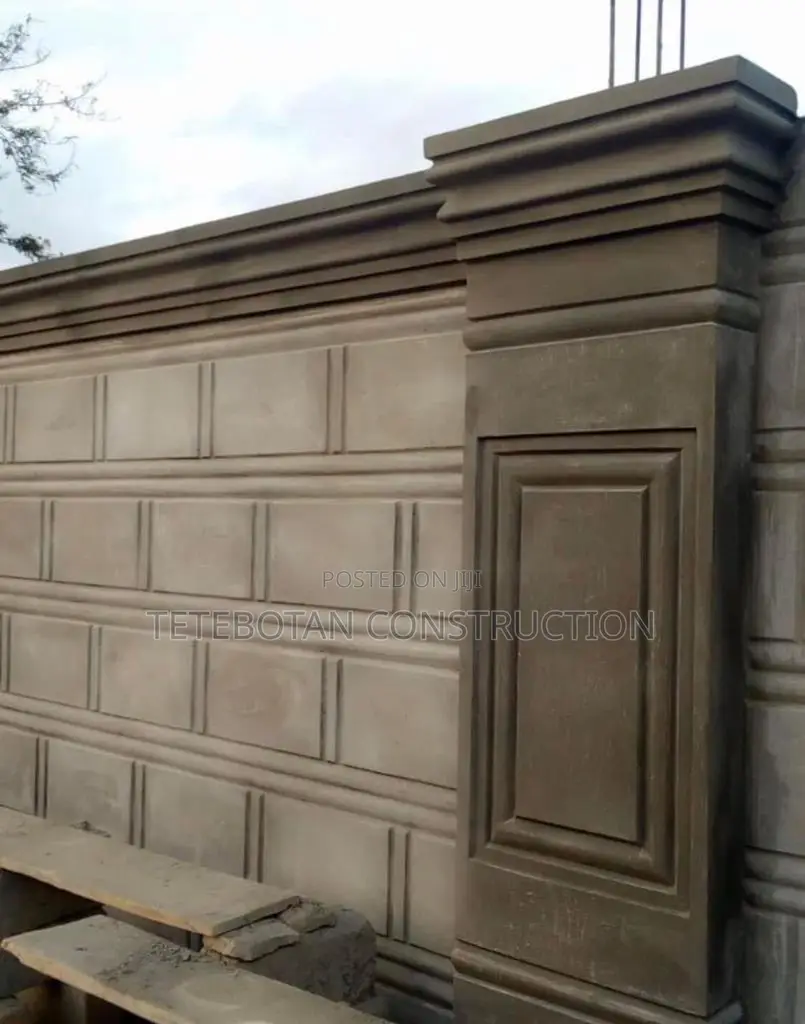 Fence Wall Design's Decor Molding by Hand Using Mortar