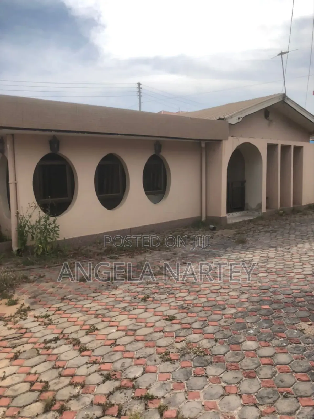 4bdrm House in Sakumono Estates, Tema Metropolitan for sale