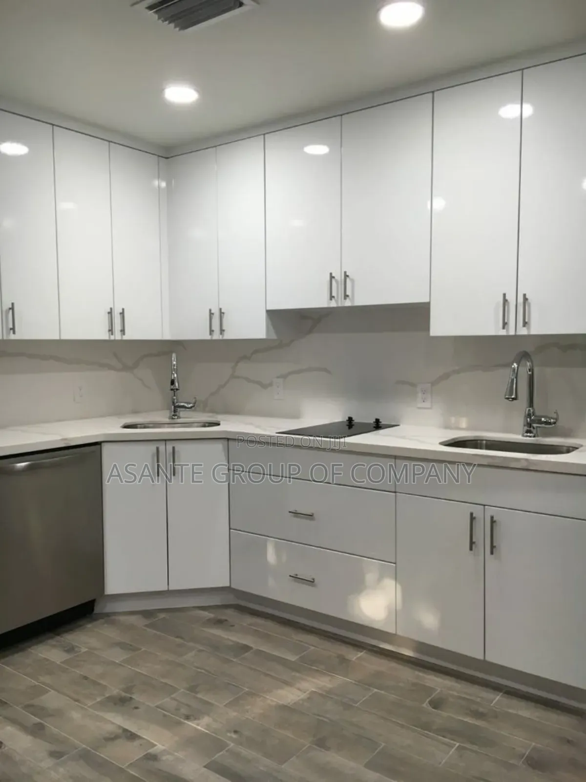 Modern Kitchen Cabinets