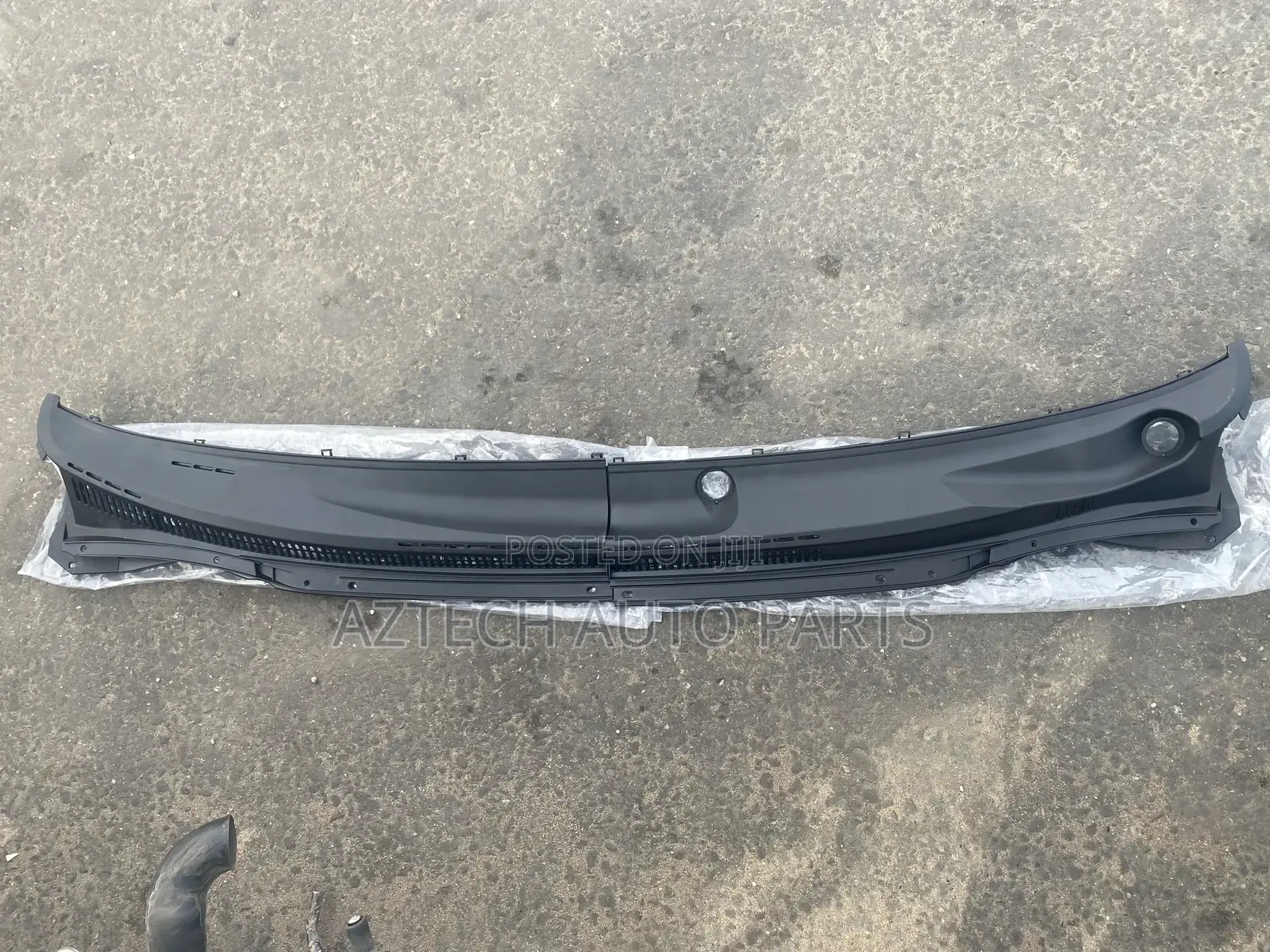Toyota Corrolla 200,2004,2005,2006,2007,2008 Wiper Panel