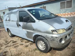 Hyundai H-100 2004 Grey