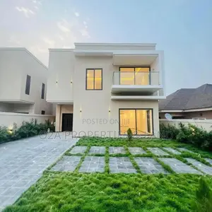 4bdrm House in Botwe, Lake Side Estate for sale