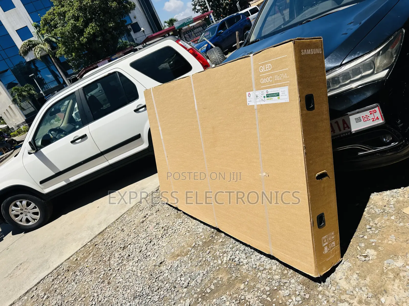 Transform Your Space Qled Smart 85”Q60c