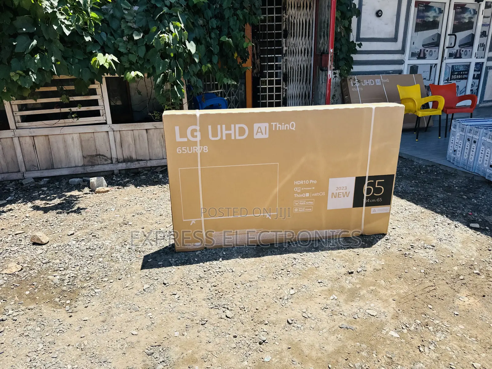 Sleek and Stunning 65”UR73 UHD Smart LG