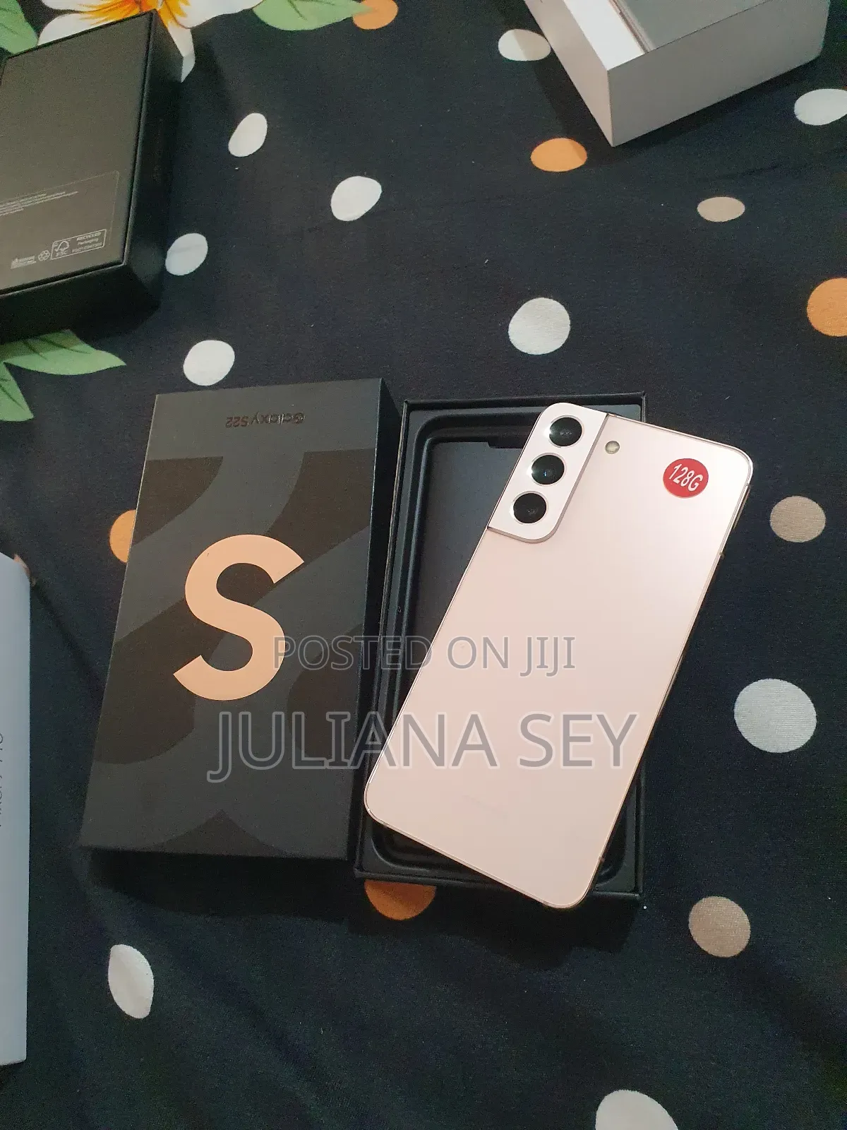 New Samsung Galaxy S22 5G 128 GB Rose Gold