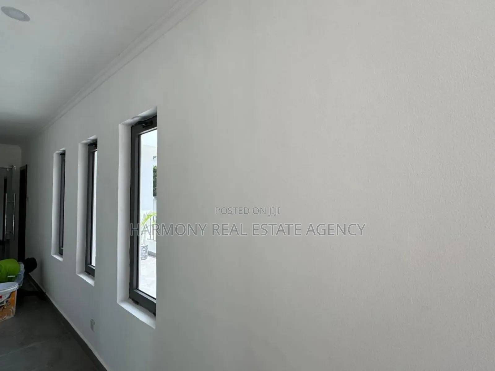 7bdrm House in Airport Residential Area for rent