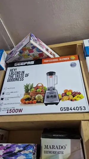 Geepas Professional Blendèr (500W)