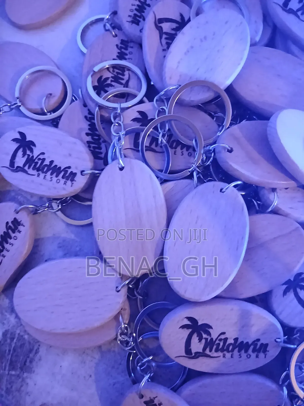 Customized Wooden Keyholder Souvenirs