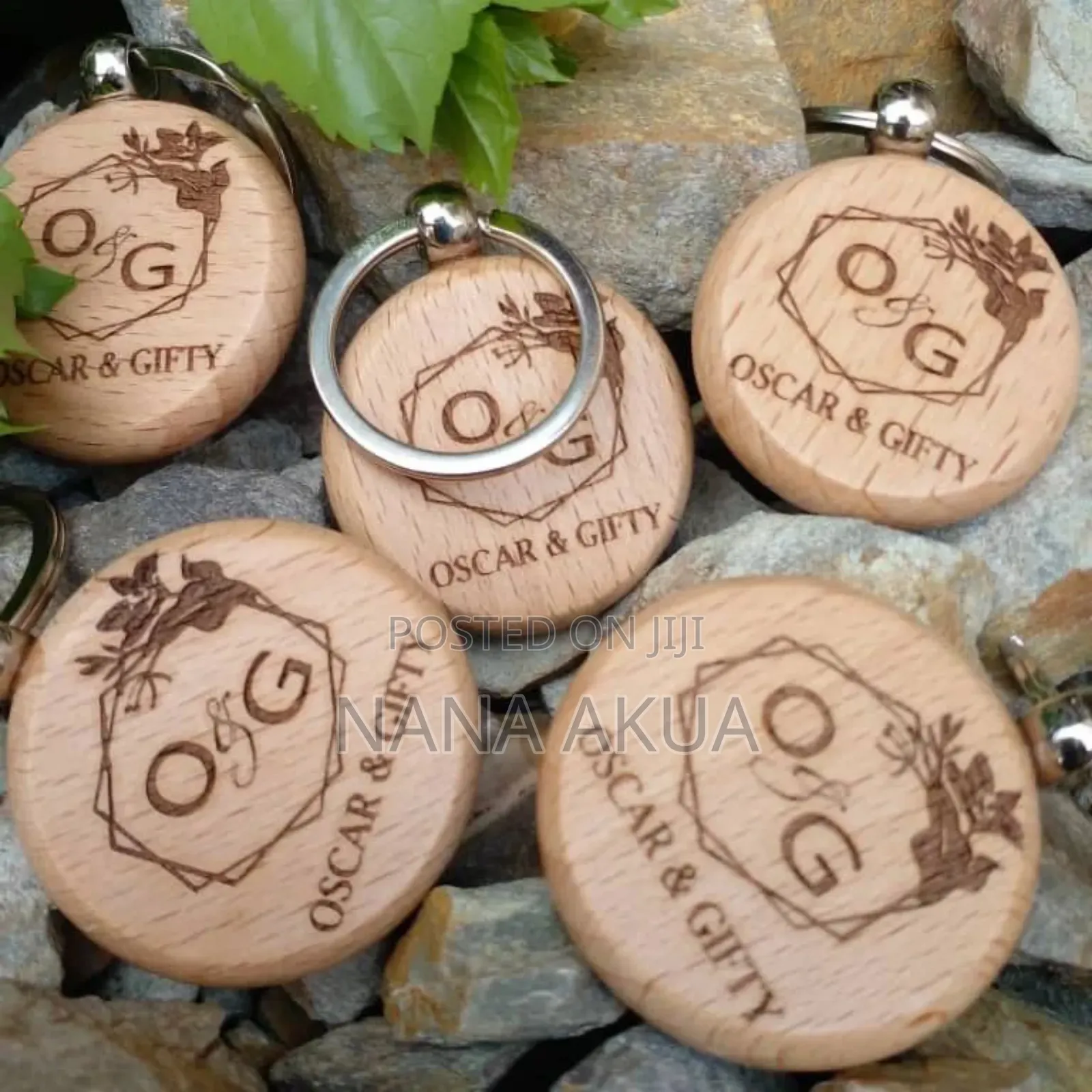 Customized Wooden Keyholder