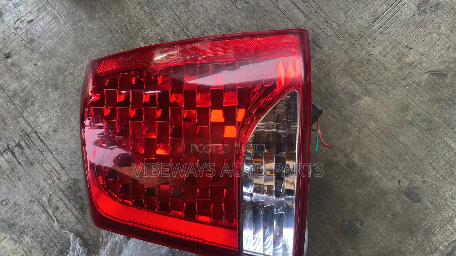 Kia Sorento 2012 Taillight