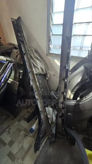 Jaguar Xe Running Board