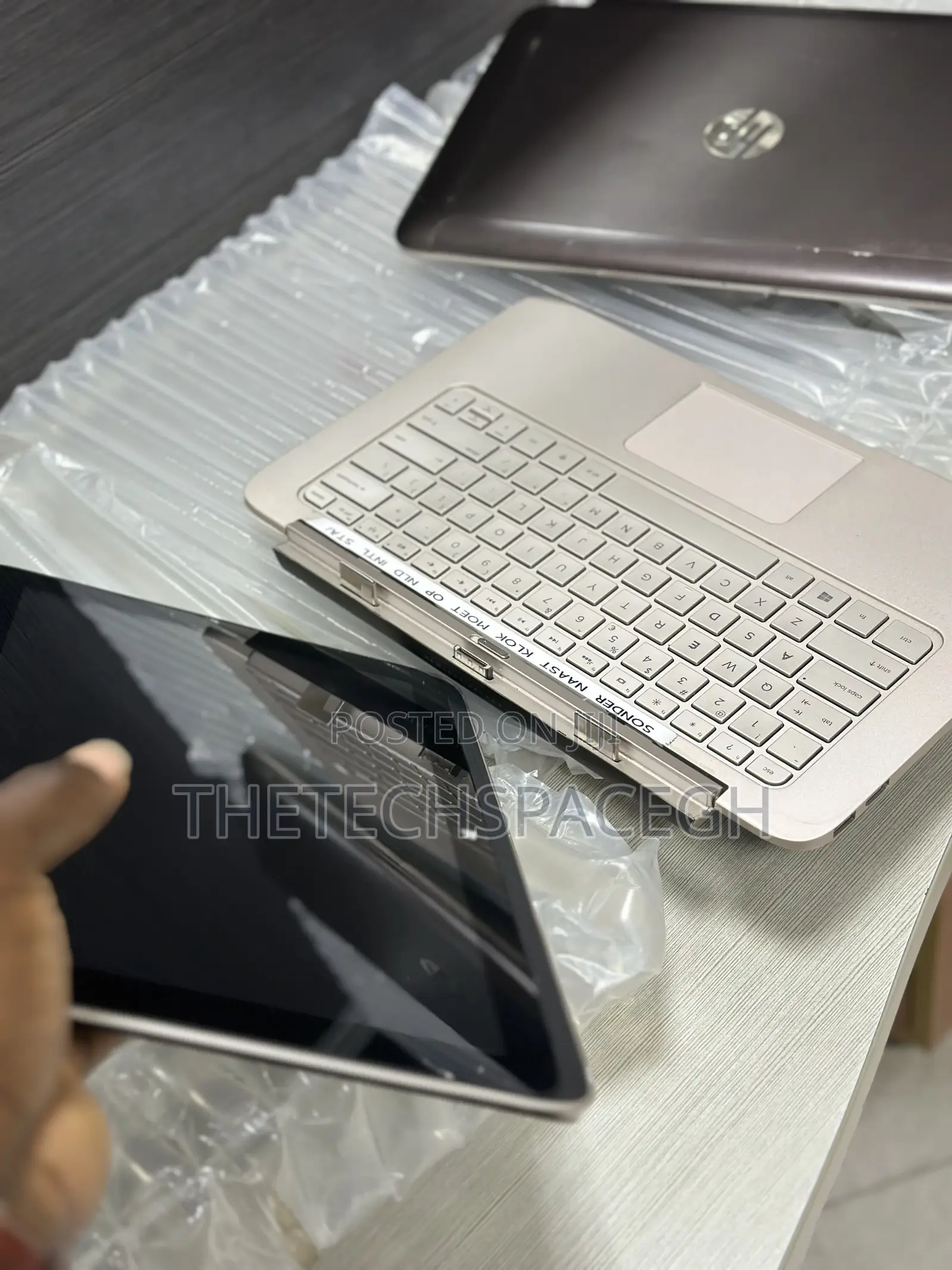 Laptop HP Spectre X2 4GB Intel Core I5 SSD 256GB
