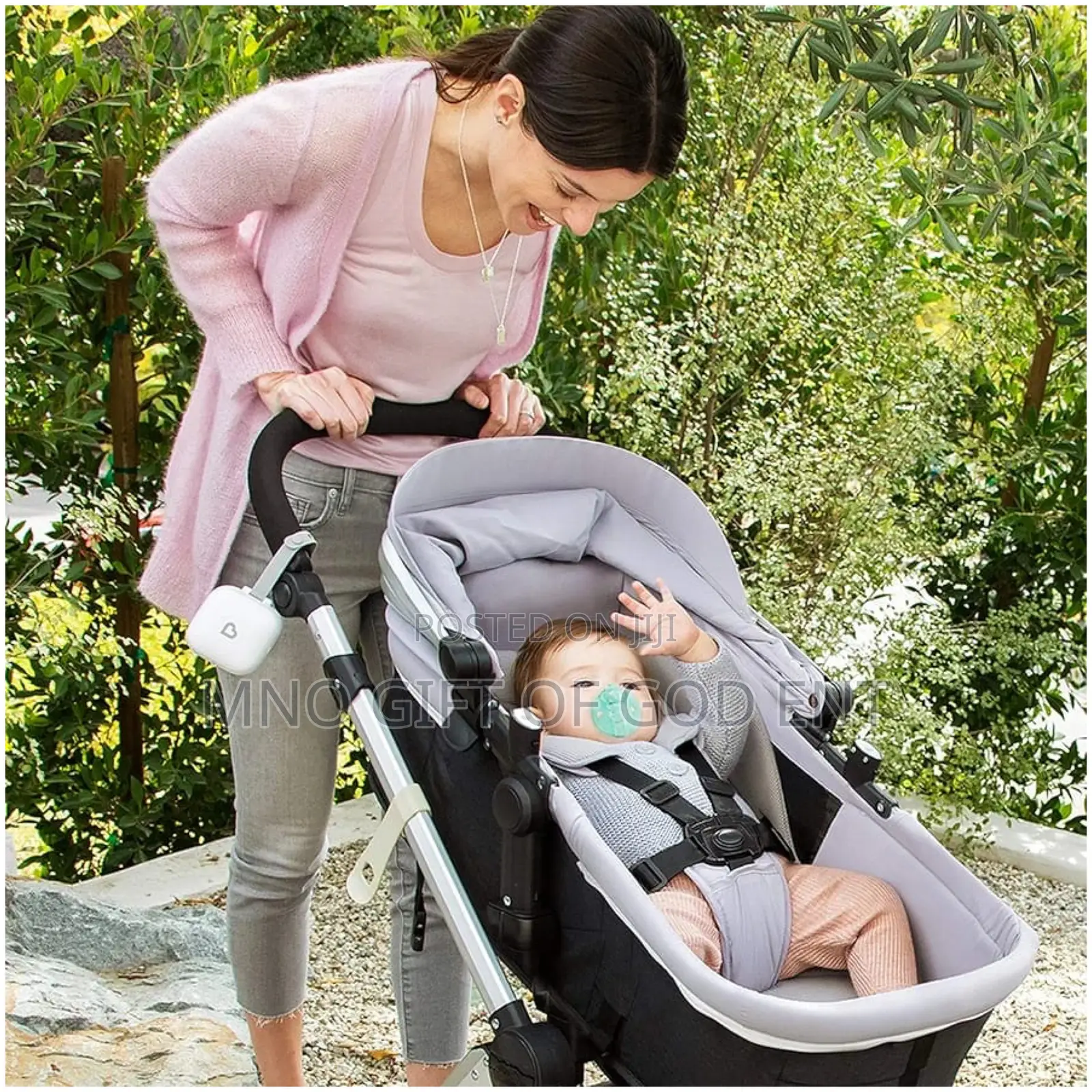 Munchkin Portable UV Sterilizer Sanitizer Eliminates 99.99%