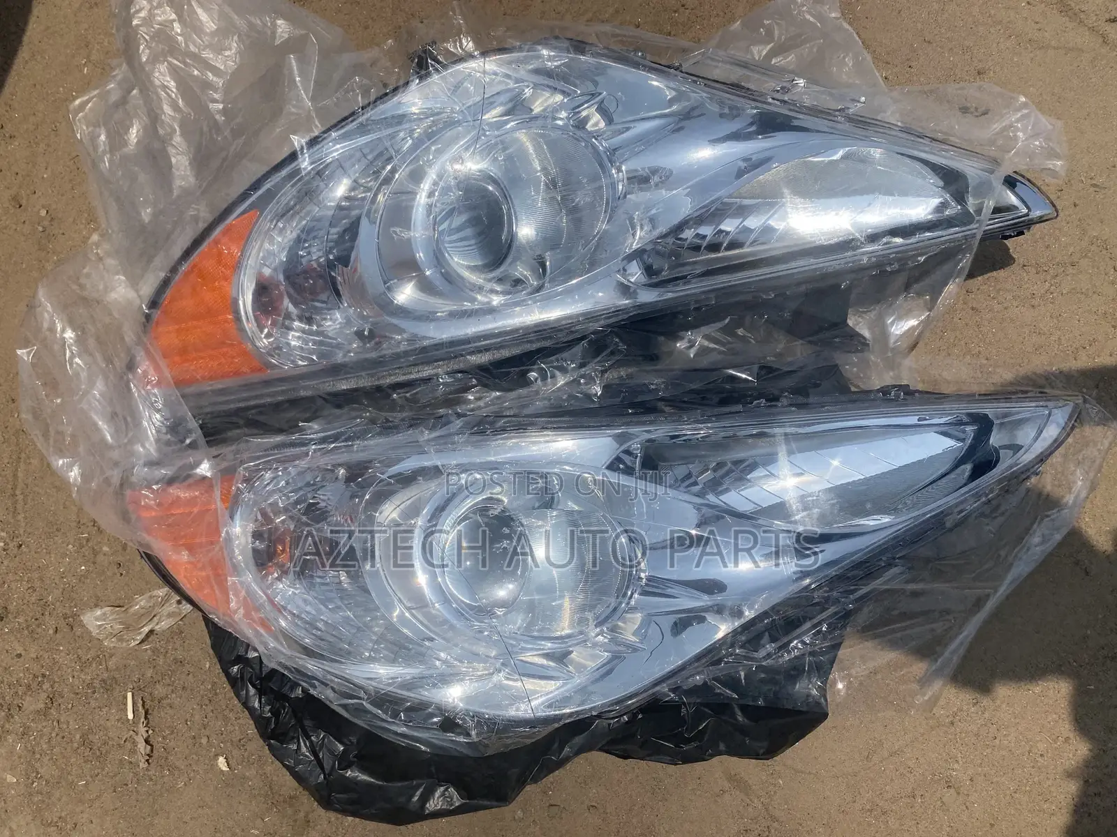 Hyundai Sonata 2011,2012,2013 Head Lights /Lamp