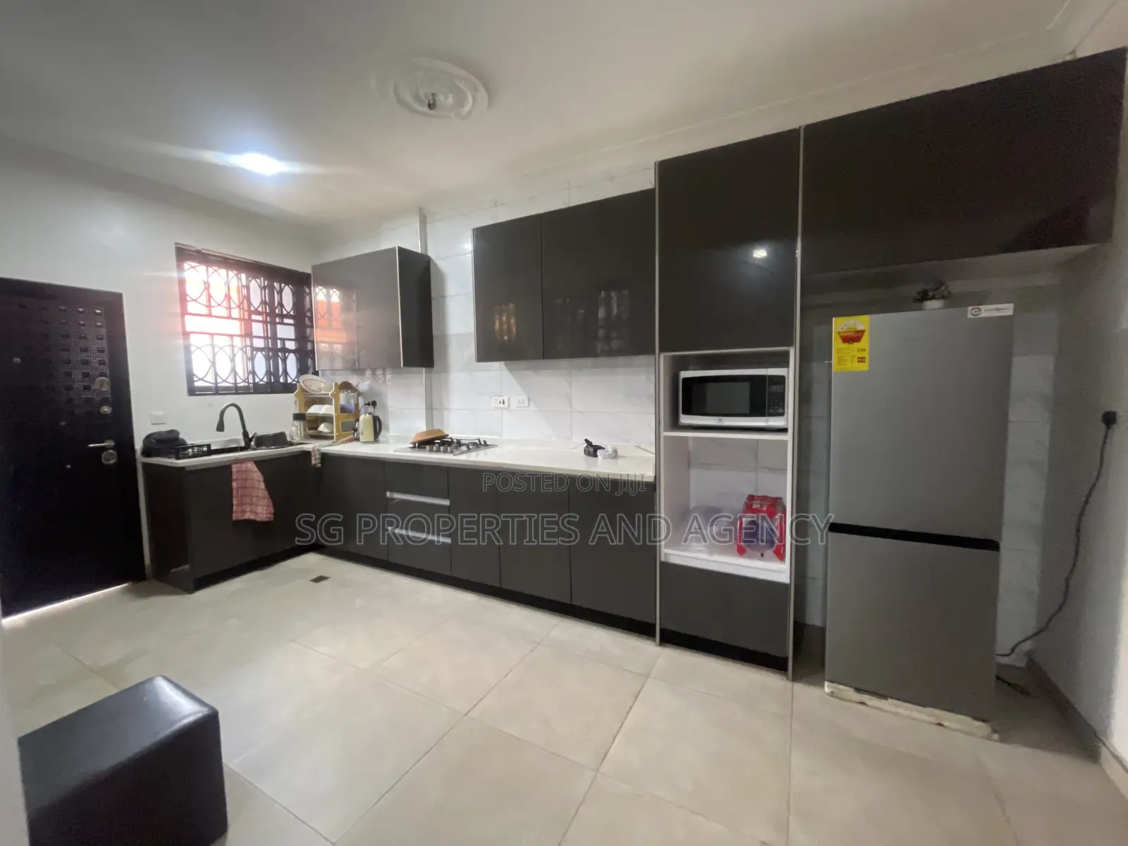 2bdrm Apartment in Batsonaa, Spintex for rent