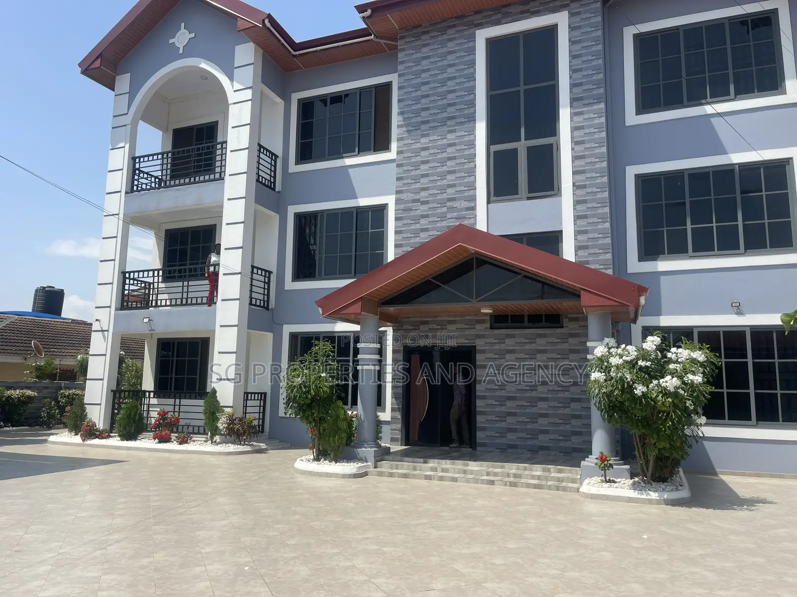 2bdrm Apartment in Batsonaa, Spintex for rent