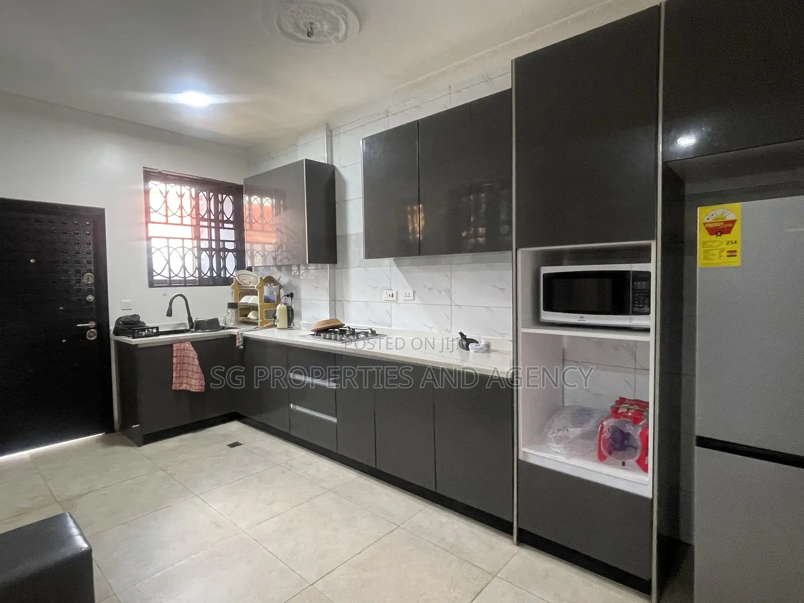 2bdrm Apartment in Batsonaa, Spintex for rent