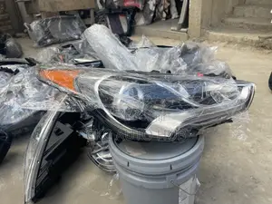 Veloster Headlight Replacement