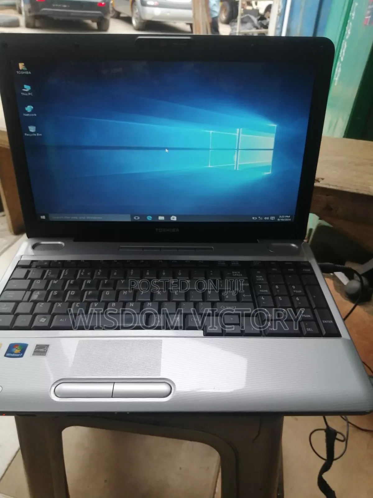 New Laptop Toshiba Satellite C665 4GB Intel HDD 250GB
