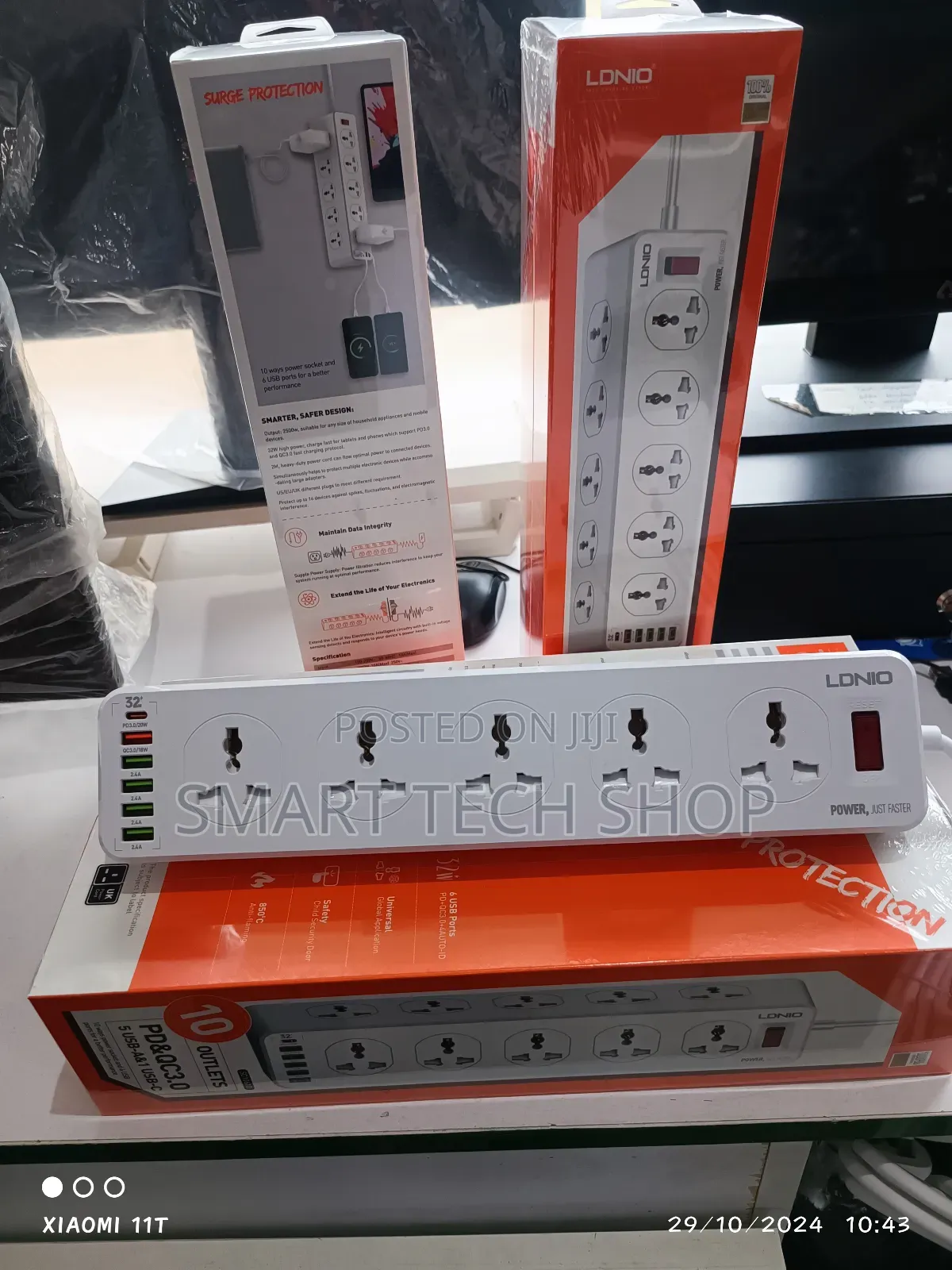 LDNIO Extension Power Socket Strip With 10 Sockets 6 Type-c