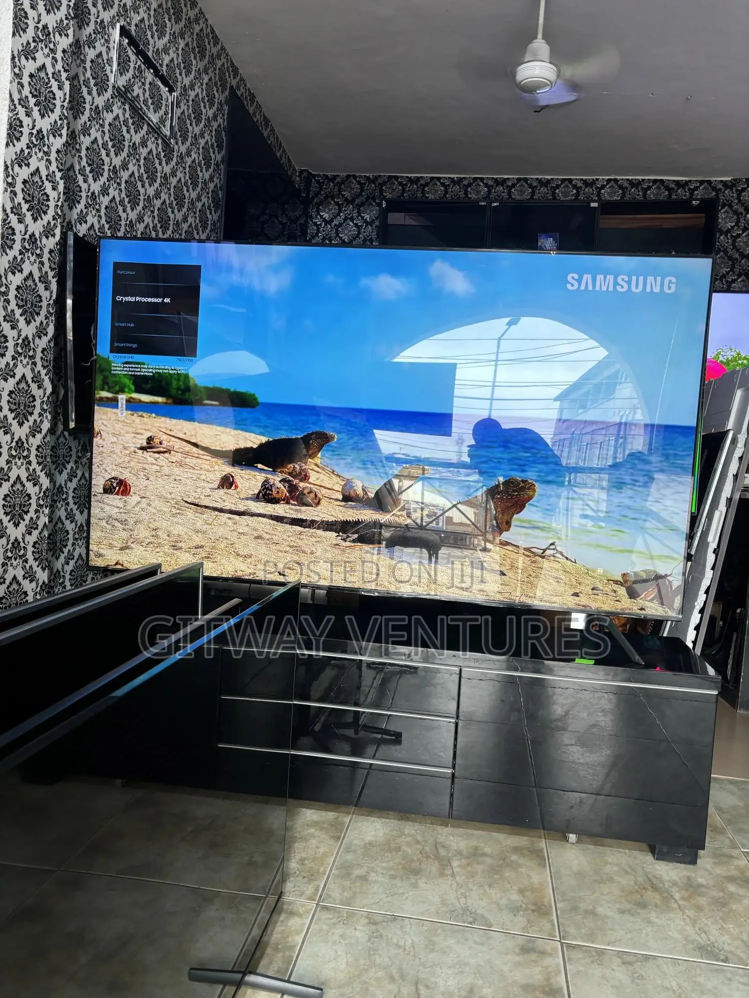 Brand New Samsung 85” Crystal Uhd Smart Tv 2022/23 Model