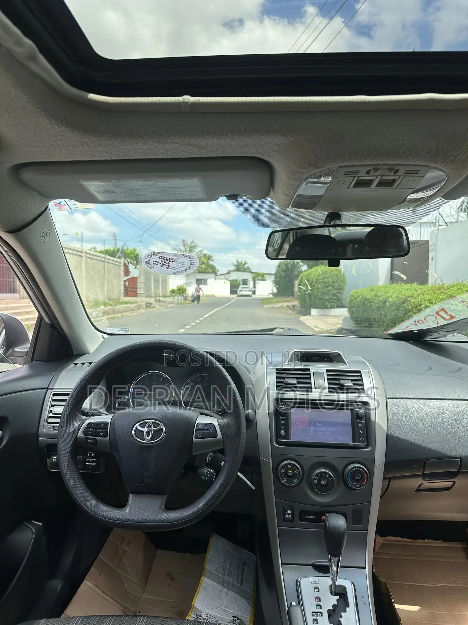 Toyota Corolla S Special Edition 4dr Sedan (1.8L 4cyl 4A) 2013 Silver