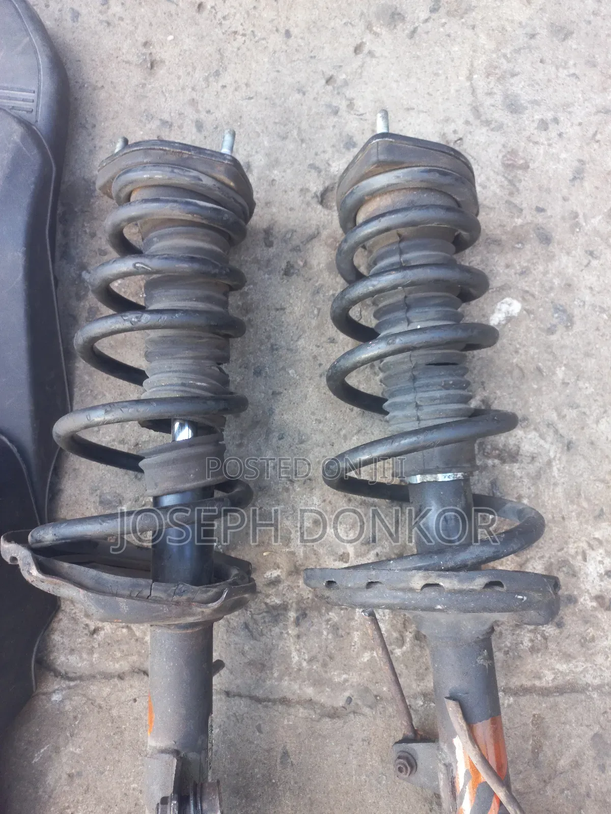 Venza Back Shocks 2009,2010,2011,2012,2013,2014,2015,2016