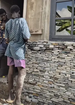Call for Good Construction Work Stone ,Tilling ,Pop Job