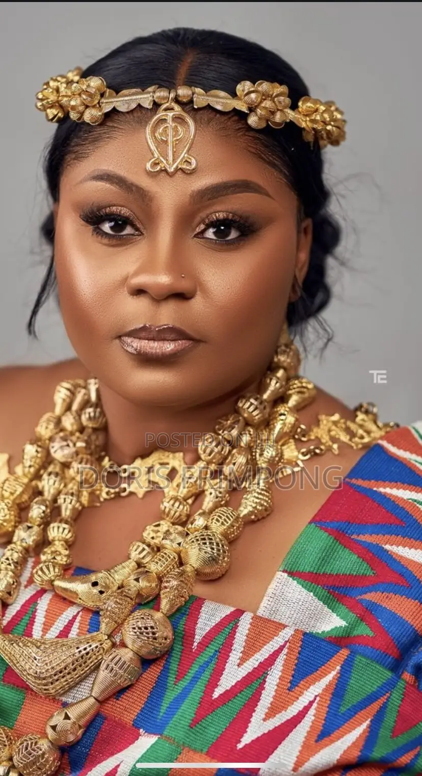 Gold Accessories for Traditional Styling