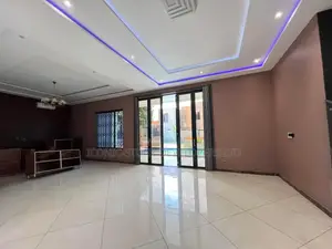 5bdrm House in East Airport for sale