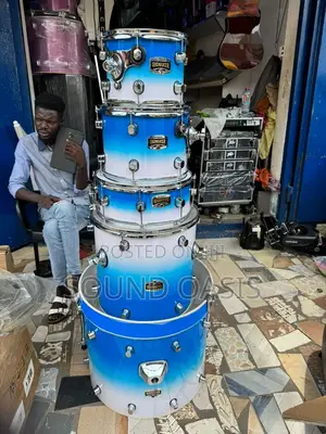 Yamaha Gigmaker 5-Piece Shell Pack Drum Blue Ice Glitter